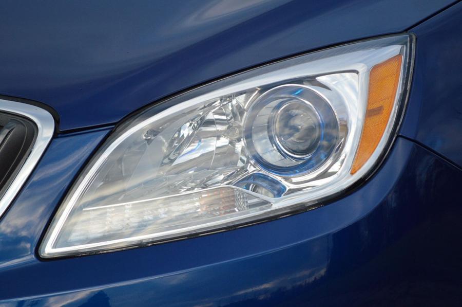  Buick Verano Turbo 2013 года  (фото 36 из 128)